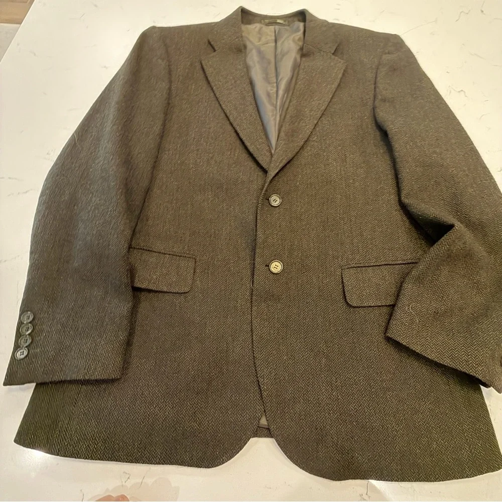 Classic Men's Herringbone Wool Blazer - Olive Brown